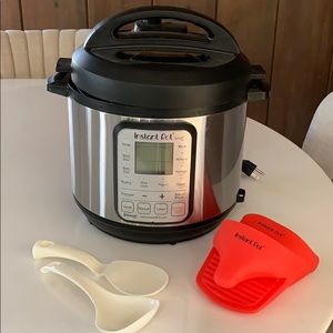 Instant Pot smart 6QT - with Bluetooth
